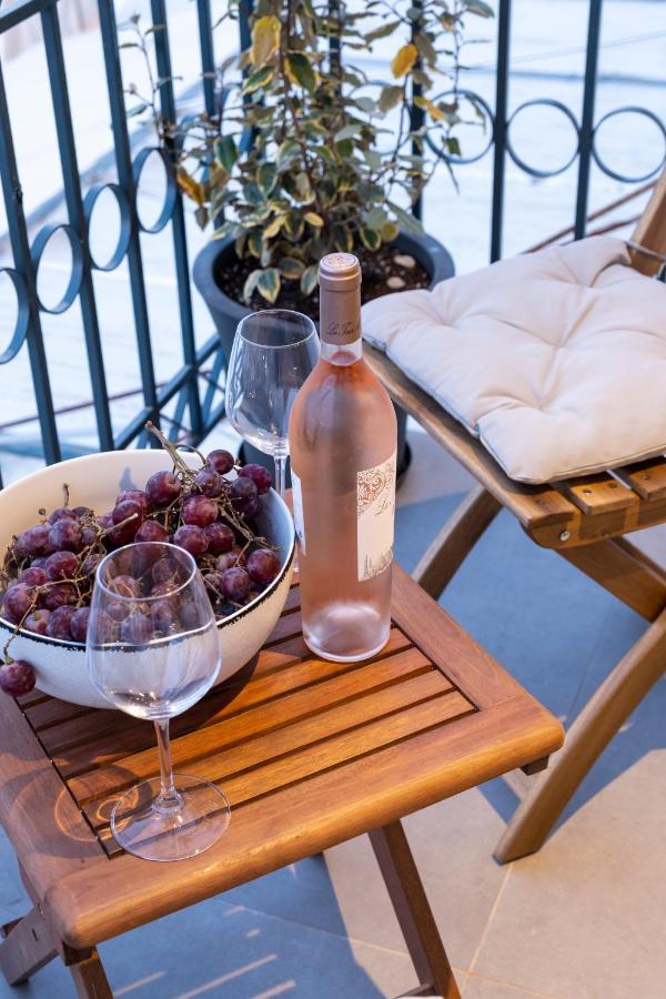Venus Luxury Apartment Ermoupoli Esterno foto