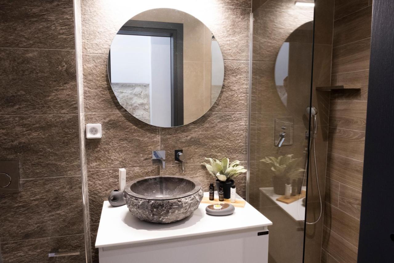 Venus Luxury Apartment Ermoupoli Esterno foto